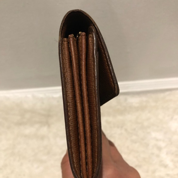 Louis Vuitton Long Wallet - Picture 2 of 12